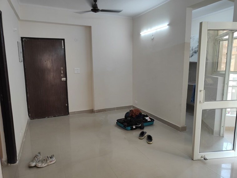 Room, supertech-eco-village-ii 2 Bedroom 900 Sq.Ft. Apartment In Sector 16b Greater Noida Greater Noida 10429412