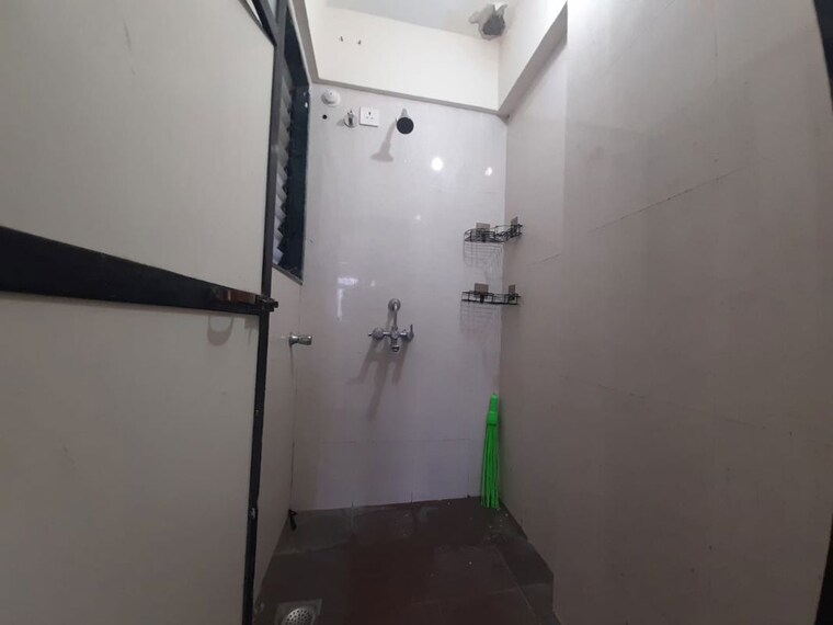 Bathroom, siddharth-nagar-chs-goregaon 1 Bedroom 390 Sq.Ft. Apartment In Goregaon West Mumbai 10429440