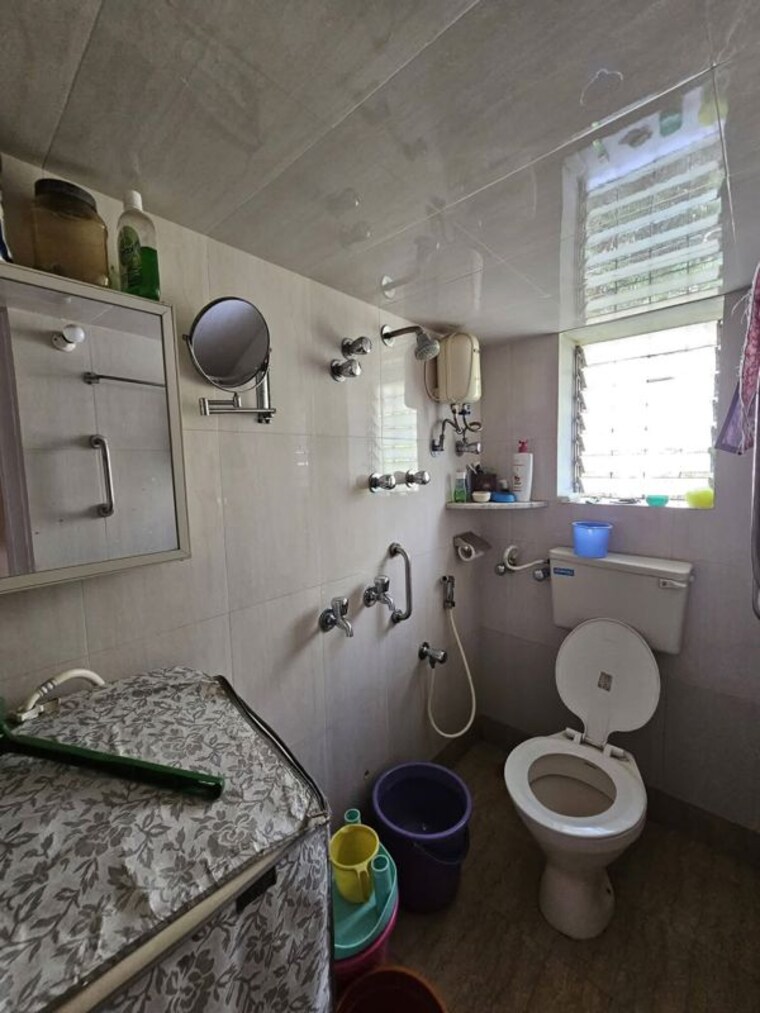 Bathroom, ashirwad-chs-andheri-west 2 Bedroom 800 Sq.Ft. Apartment In Versova Mumbai 10429362
