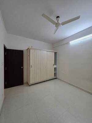 Room in 1 BHK Builder Floor at Hsr Layout Sector 2 – for Rent