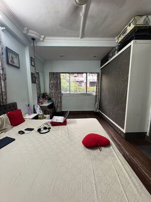 Bedroom in 3 BHK Apartment at Chembur – for Rent