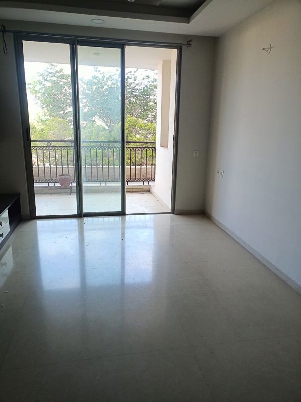 3 BHK 1850 Sq.Ft. Apartment in Hiranandani Club Meadows