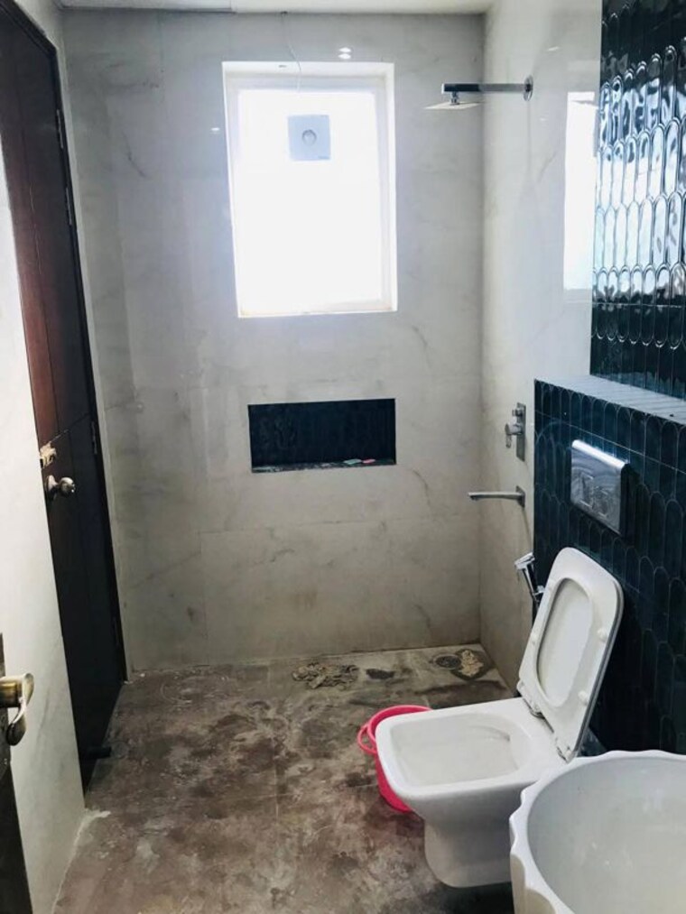 Bathroom, zara-aavaas 2 Bedroom 650 Sq.Ft. Apartment In Sector 104 Gurgaon 10429110