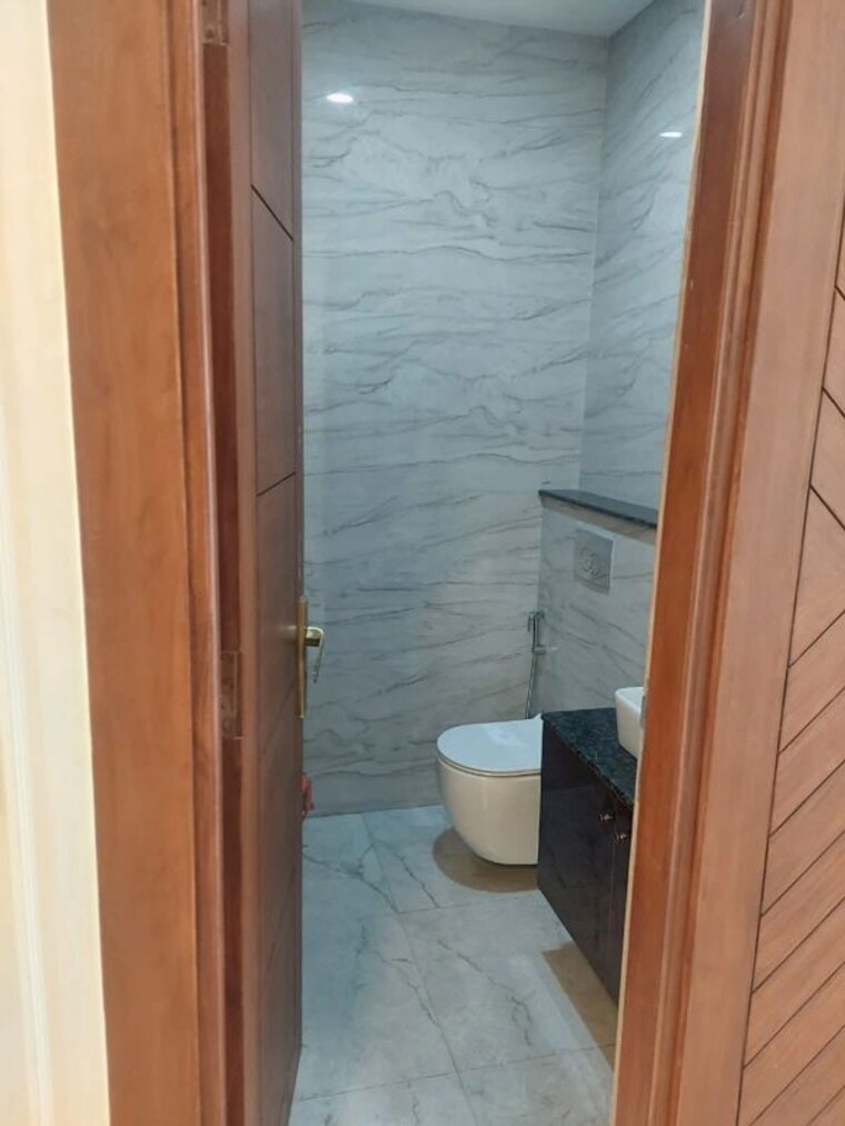 Balcony, zara-aavaas 2 Bedroom 650 Sq.Ft. Apartment In Sector 104 Gurgaon 10429110