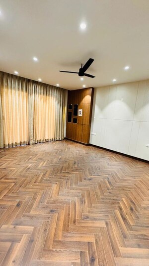 Bedroom in 3.5 BHK Builder Floor at Anant Raj The Estate Floors, Sector 63a – for Sale