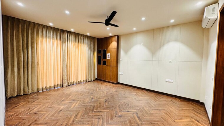 Bedroom, anant-raj-the-estate-floors 3.5 Bedroom 2430 Sq.Ft. Builder Floor In Sector 63a Gurgaon 10426993