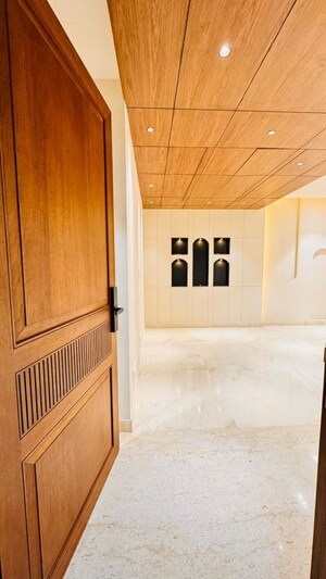 Room in 3.5 BHK Builder Floor at Anant Raj The Estate Floors, Sector 63a – for Sale