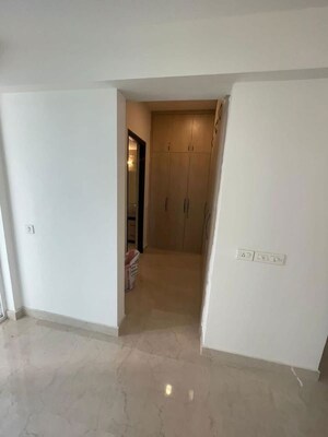 Room in 5 BHK Apartment at 3C Lotus 300, Sector 107 – for Sale