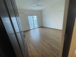 Room in 5 BHK Apartment at 3C Lotus 300, Sector 107 – for Sale