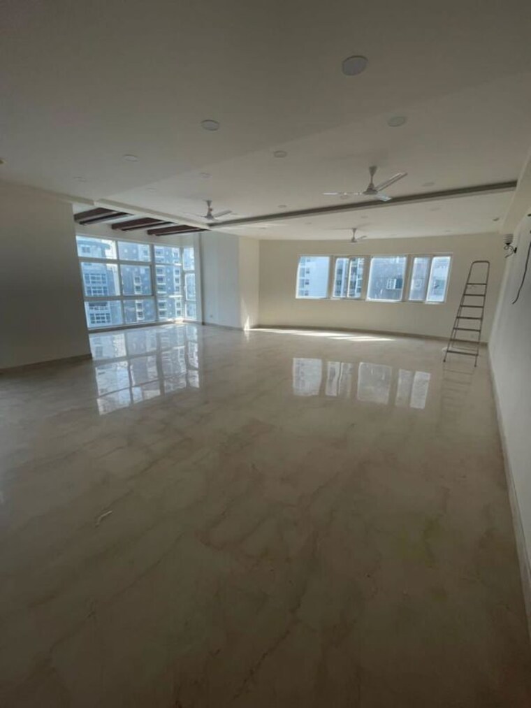 Room, 3c-lotus-300 5 Bedroom 5724 Sq.Ft. Apartment In Sector 107 Noida 10429527