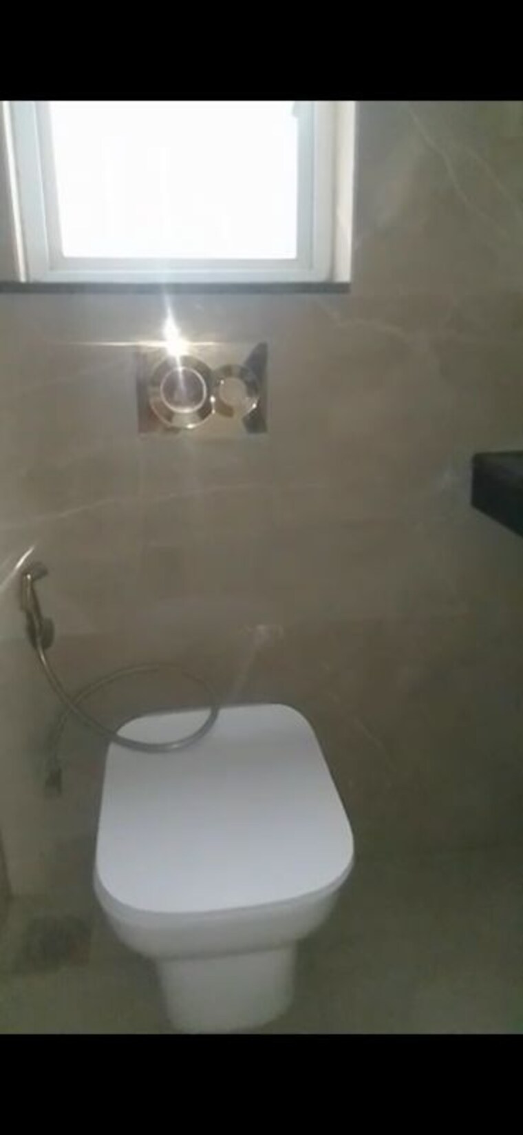 Bathroom, smart-world-orchard 3 Bedroom 1712 Sq.Ft. Apartment In Sector 61 Gurgaon 10429559