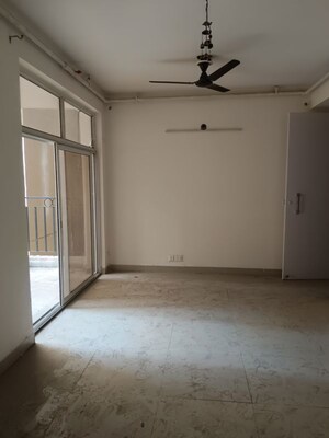 Room in 3 BHK Apartment at Nirala Aspire, Sector 16 Greater Noida – for Rent
