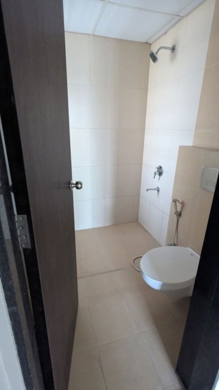 Bathroom, shapoorji-pallonji-joyville-hinjewadi 2 Bedroom 780 Sq.Ft. Apartment In Hinjewadi Pune 10429639