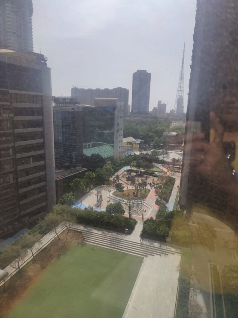 Swimming Pool, lodha-parkside 2.5 Bedroom 975 Sq.Ft. Apartment In Worli Mumbai 10429642