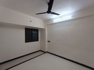 Room in 3 BHK Apartment at Tulja Bhavani CHS, Kopar Khairane – for Rent