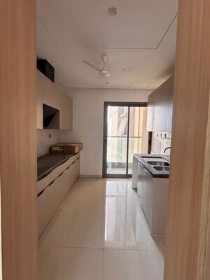 Bathroom in 4 BHK Apartment at Rustomjee Crown, Prabhadevi – for Sale