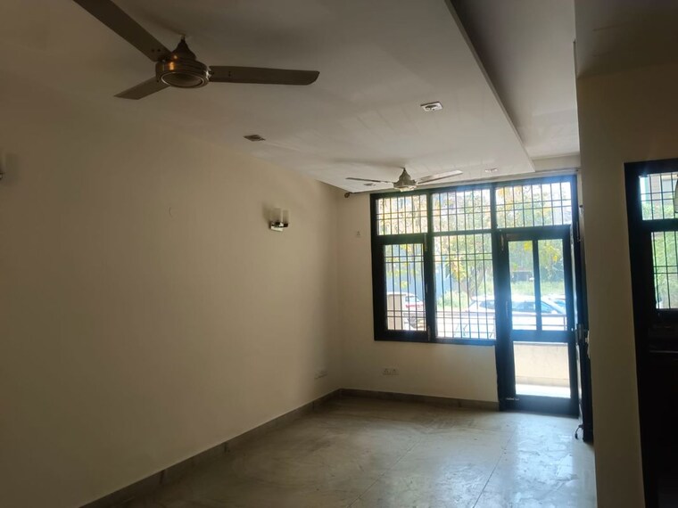 Room, unitech-singleton-floors-south-city 3 Bedroom 1620 Sq.Ft. Builder Floor In Sector 50 Gurgaon 10429675