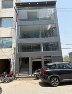 3000 Sq.Ft. Showroom in Sector 104