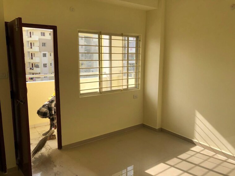 Room, macker-silver-estate-vertica 3 Bedroom 1218 Sq.Ft. Apartment In Katara Hills Bhopal 10429687