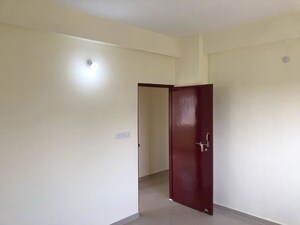 Room in 3 BHK Apartment at Macker Silver Estate Vertica, Katara Hills – for Sale