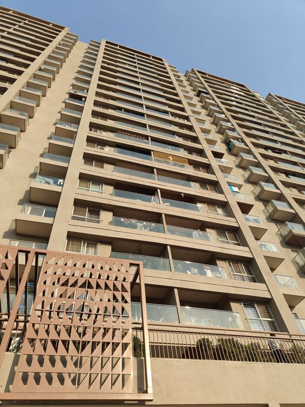 3 BHK + Servant Room 1500 Sq.Ft. Apartment in Mantra Monarch