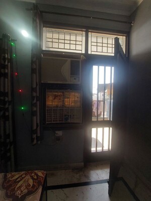 Living Room in 2 BHK Independent House at Rajguru Nagar – for Rent