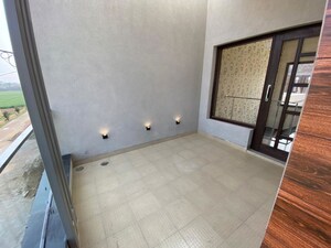 Room in 3 BHK Independent House at Miller Ganj – for Rent