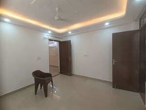 Room in 2 BHK Builder Floor at Panchsheel Vihar – for Sale