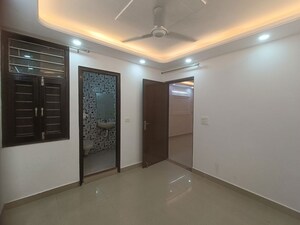 Room in 2 BHK Builder Floor at Panchsheel Vihar – for Sale