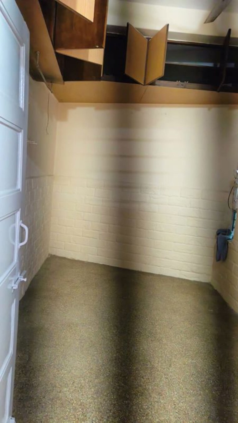 Bathroom, ashirwad-chs-santacruz-east 1 Bedroom 350 Sq.Ft. Apartment In Santacruz East Mumbai 10429770