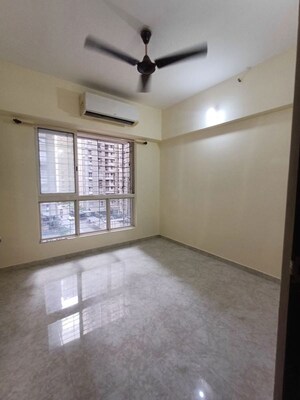 2 BHK Apartment For Rent in Lodha Amara, Kolshet Road