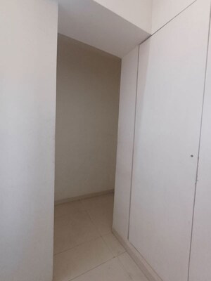  2 BHK Apartment at Lodha Amara, Kolshet Road – for Rent