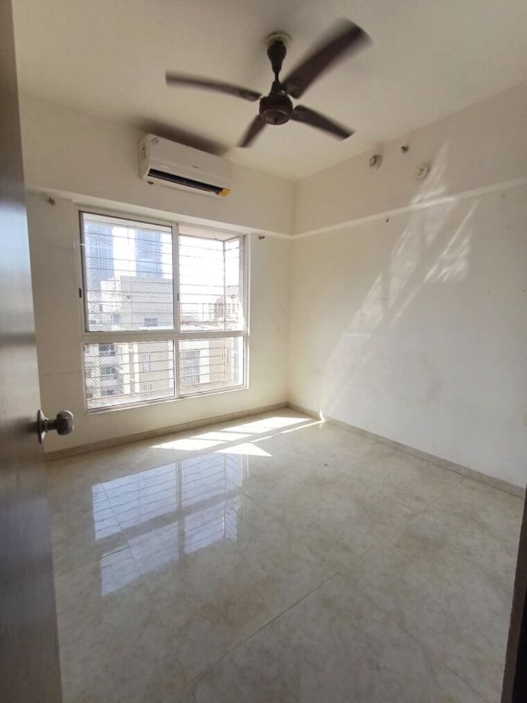 Master Bedroom, lodha-amara 2 Bedroom 650 Sq.Ft. Apartment In Kolshet Road Thane 10429789