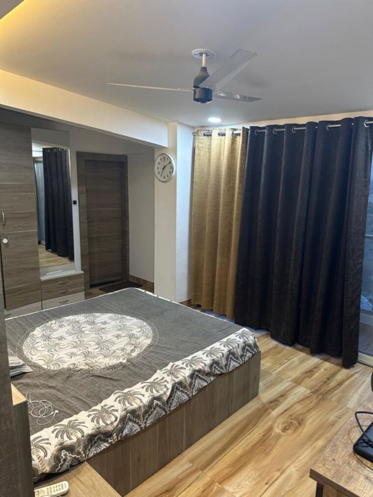 Bedroom, park city 4 Bedroom 1800 Sq.Ft. Penthouse In Park City Bhopal 10429790