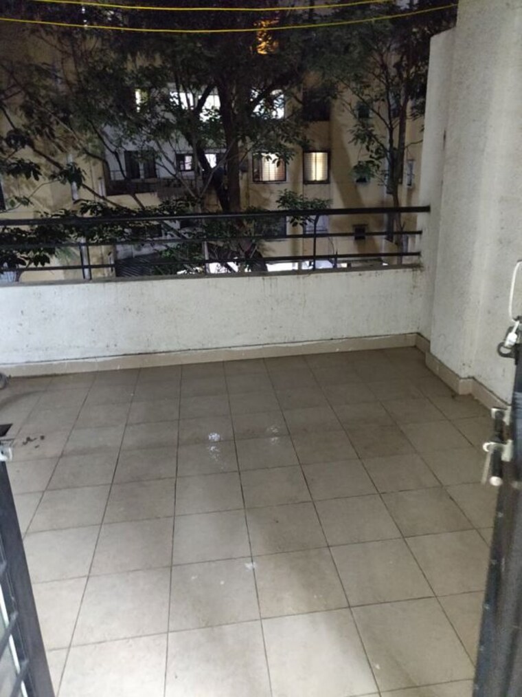 Balcony, gayatri-bravuria-apartment 2 Bedroom 1000 Sq.Ft. Apartment In Balewadi Pune 10429820