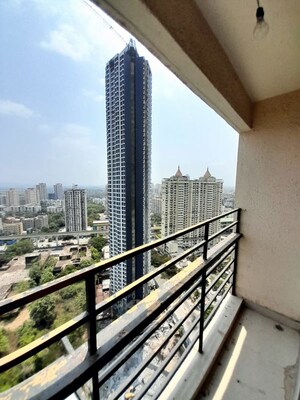 1 BHK Apartment For Sale in DB Parkwoods, Kasarvadavali