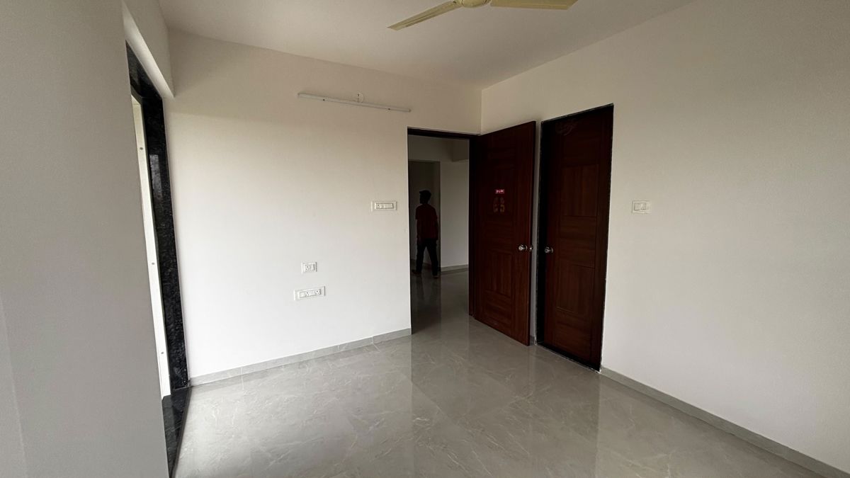 3 BHK 1100 Sq.Ft. Apartment in Aditya Complex