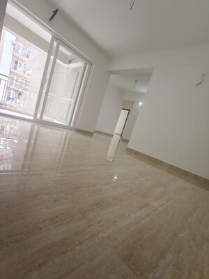 Room in 3.5 BHK Apartment at KLJ Platinum Plus, Sector 77 – for Sale