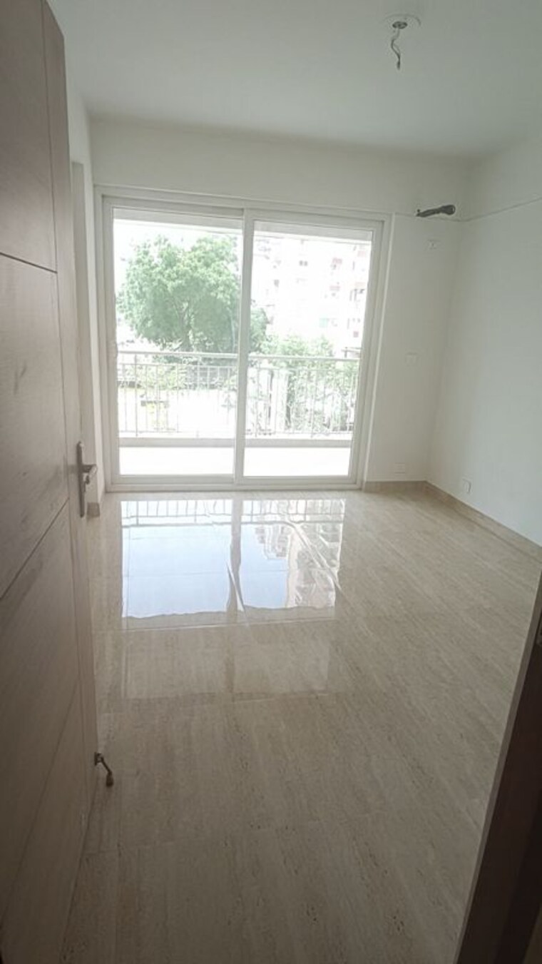 Room, klj-platinum-plus 3.5 Bedroom 1720 Sq.Ft. Apartment In Sector 77 Faridabad 10429827