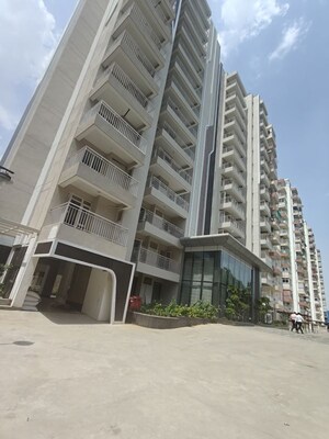 3.5 BHK Apartment For Sale in KLJ Platinum Plus, Sector 77