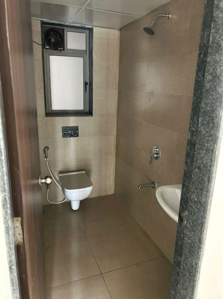 Bathroom, runwal-eirene 1 Bedroom 420 Sq.Ft. Apartment In Balkum Pada Thane 10429818