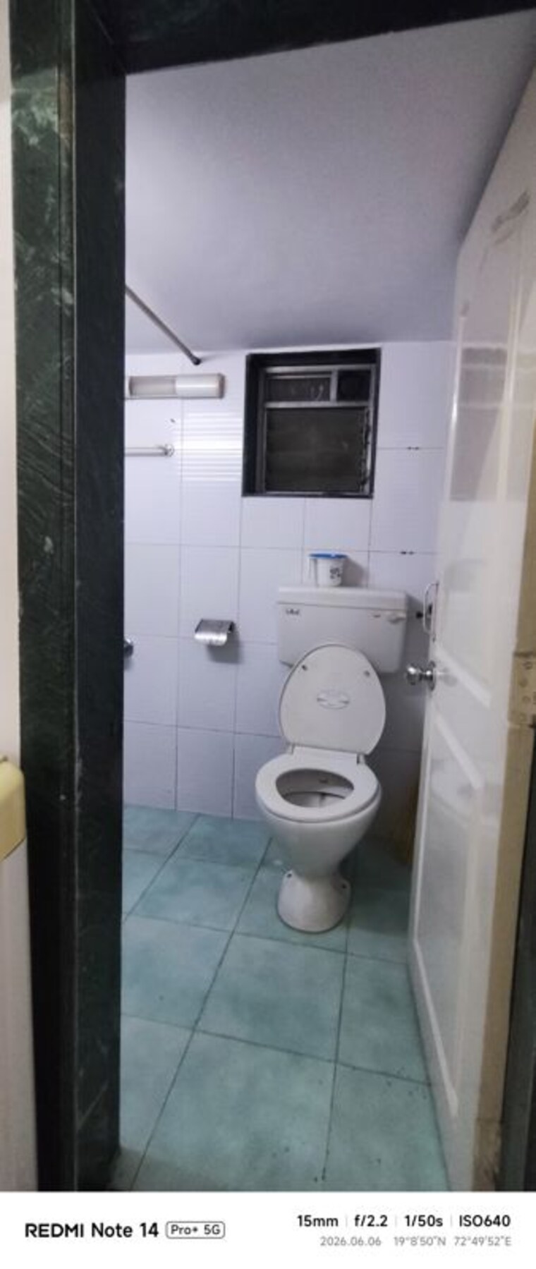 Bathroom, aroma-chs 2 Bedroom 950 Sq.Ft. Apartment In Andheri West Mumbai 10429835