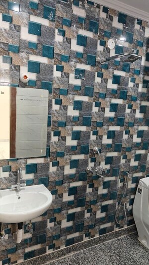 Team Area in 2 BHK Builder Floor at Chattarpur – for Rent