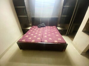 Kitchen in 1 RK Builder Floor at Dlf City Phase 3 – for Rent