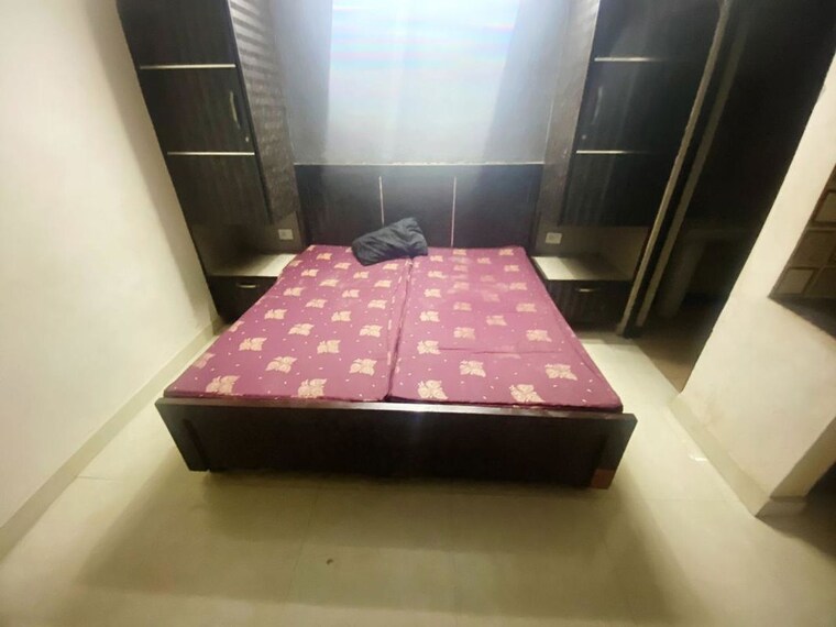 Kitchen, dlf city phase 3 1 RK 300 Sq.Ft. Builder Floor In Dlf City Phase 3 Gurgaon 10429863