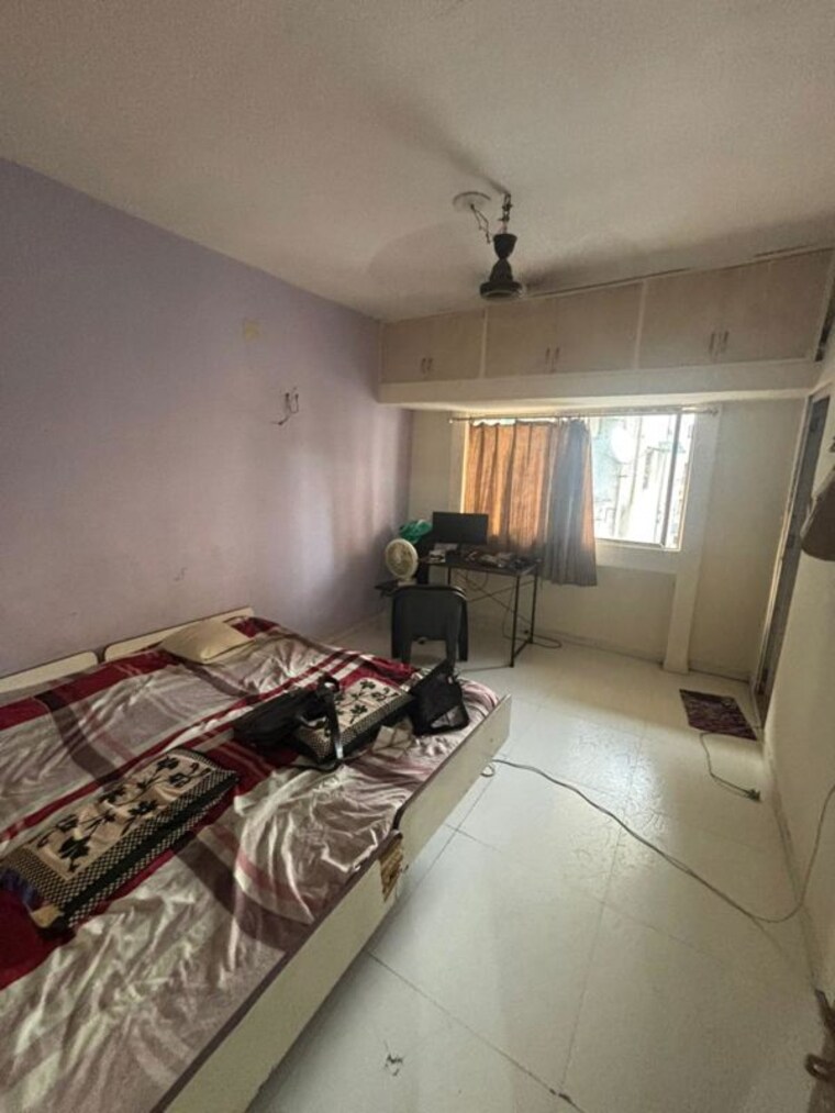 Living Room, satellite 2 Bedroom 250 Sq.Ft. Apartment In Satellite Ahmedabad 10429869