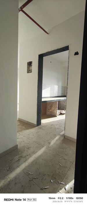 Room in 2 BHK Apartment at Gulmohar CHS Goregaon, Goregaon West – for Sale