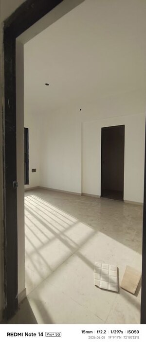 Room in 2 BHK Apartment at Gulmohar CHS Goregaon, Goregaon West – for Sale