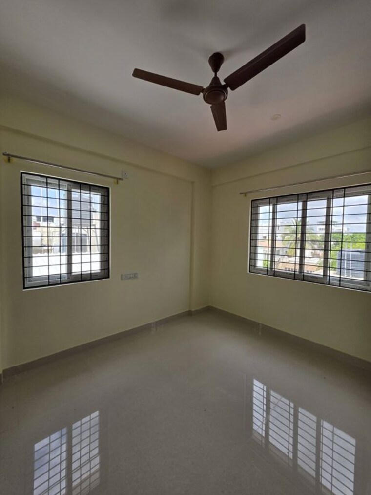 Room, hsr layout sector 2 2 Bedroom 1200 Sq.Ft. Independent House In Hsr Layout Sector 2 Bangalore 10429880