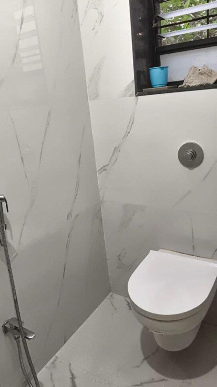 Bathroom, devi-savitri-apartments 2 Bedroom 1200 Sq.Ft. Apartment In Law College Road Pune 10429898